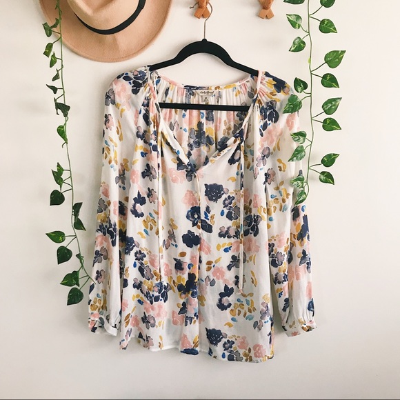 Lucky Brand Tops - Lucky Brand peasant button up floral boho top